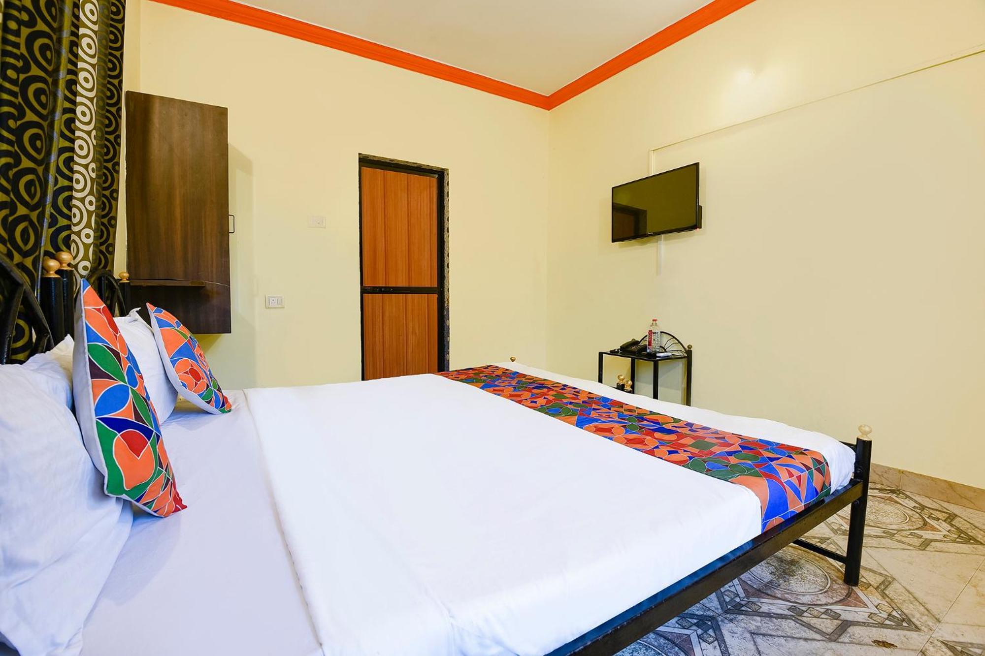 Fabhotel Joaquim Beachside Resort - Nr Tito'S Lane, Baga Beach מראה חיצוני תמונה