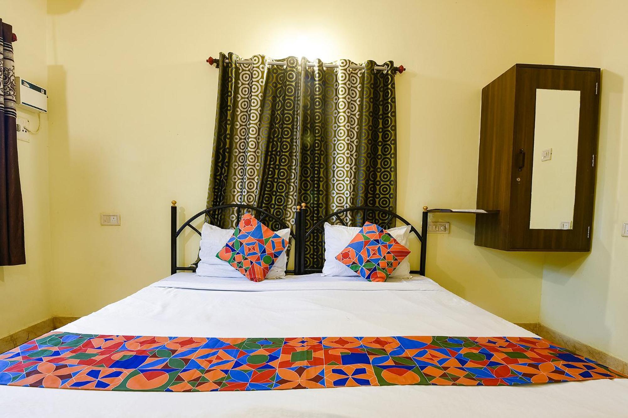 Fabhotel Joaquim Beachside Resort - Nr Tito'S Lane, Baga Beach מראה חיצוני תמונה
