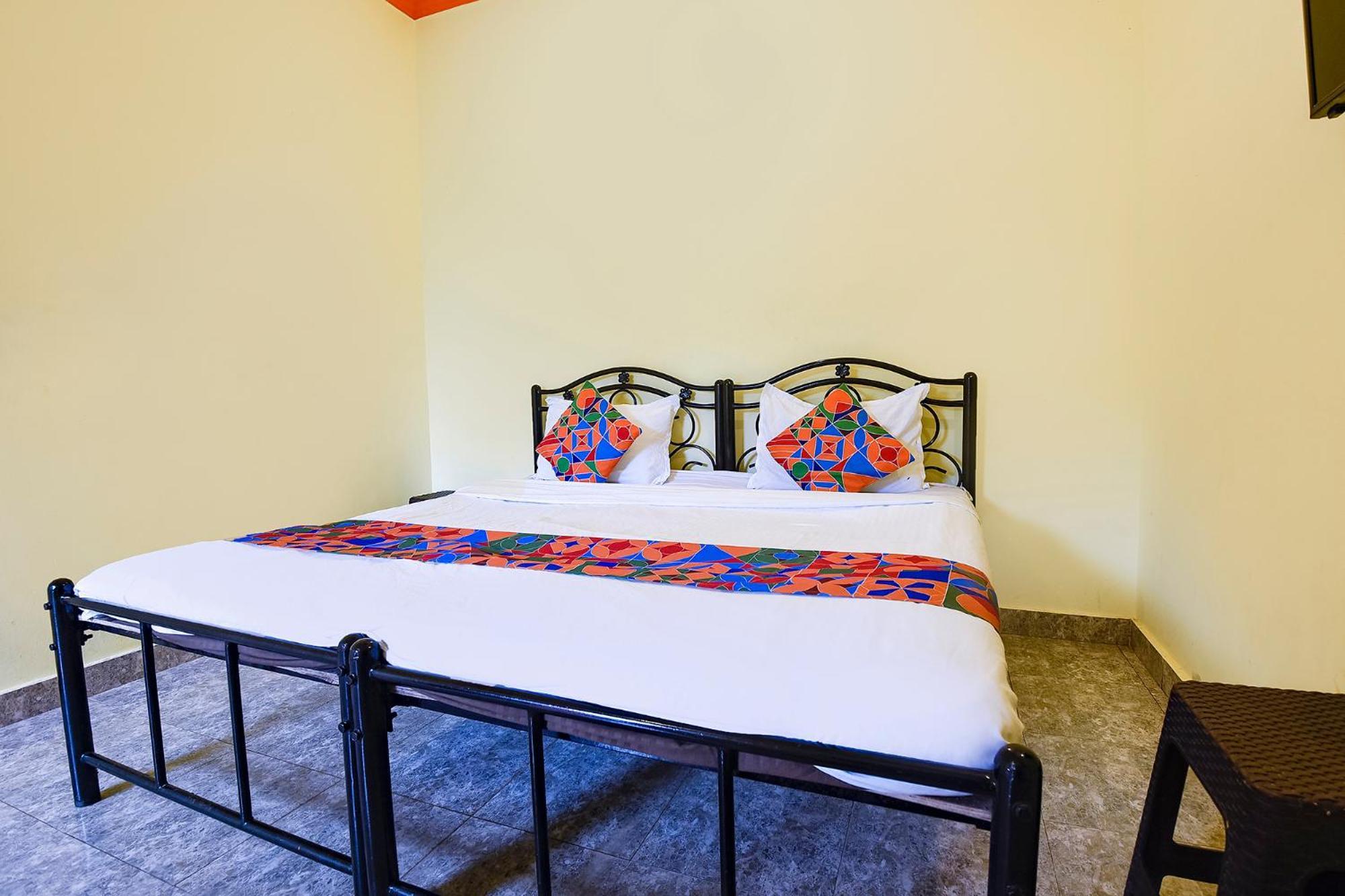 Fabhotel Joaquim Beachside Resort - Nr Tito'S Lane, Baga Beach מראה חיצוני תמונה