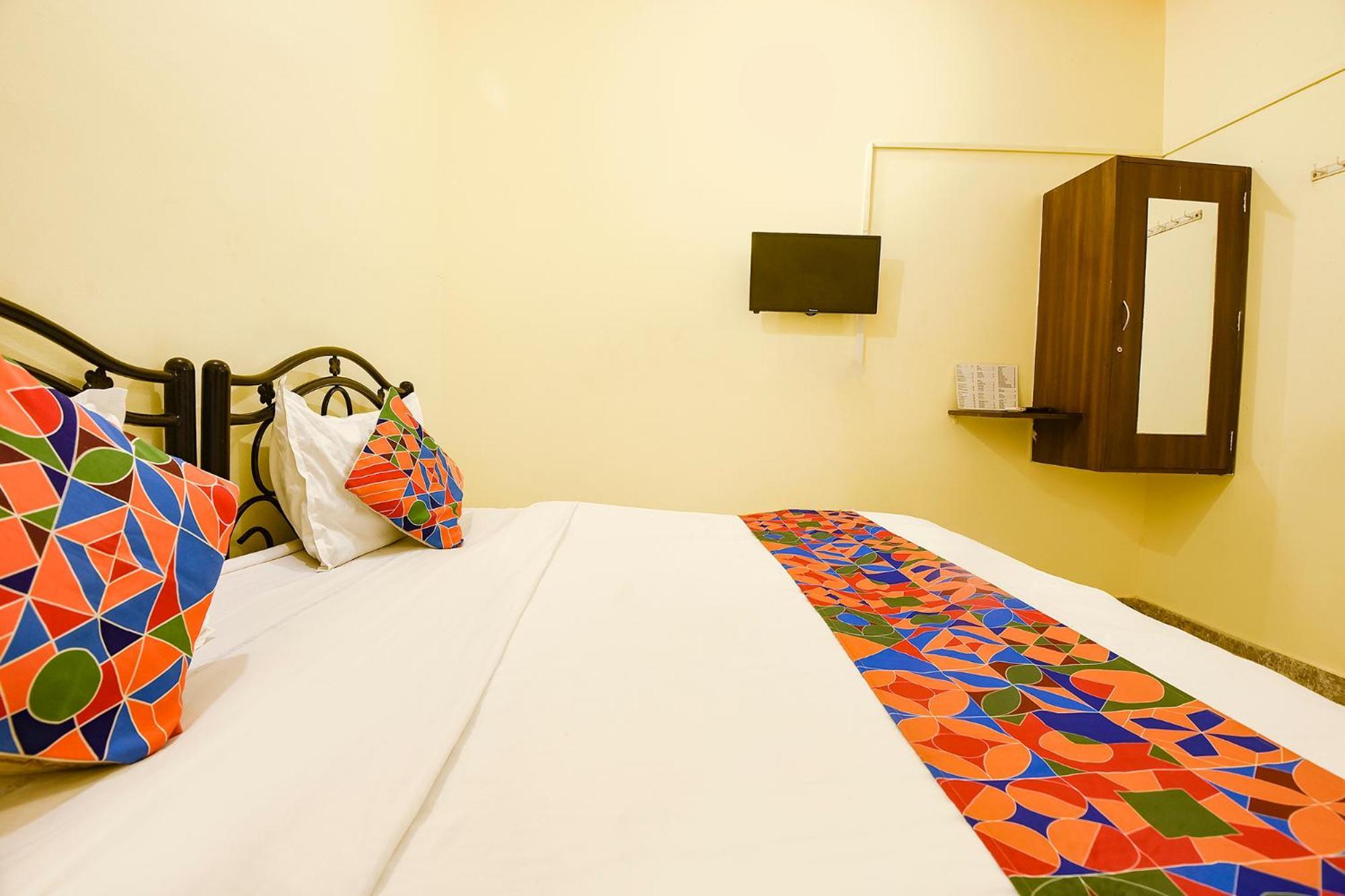 Fabhotel Joaquim Beachside Resort - Nr Tito'S Lane, Baga Beach מראה חיצוני תמונה